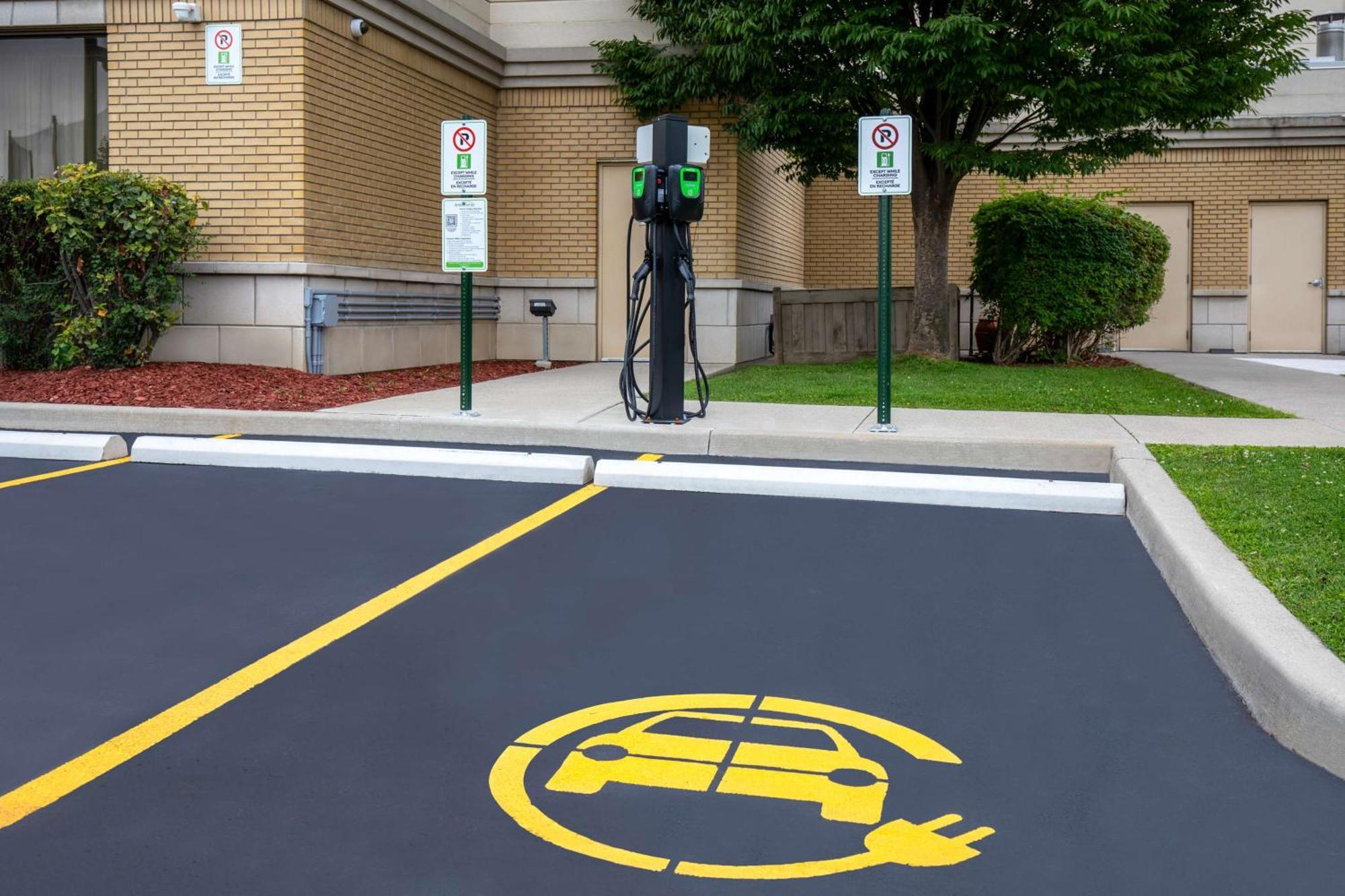 Hampton Inn By Hilton Toronto Airport Corporate Centre Bagian luar foto