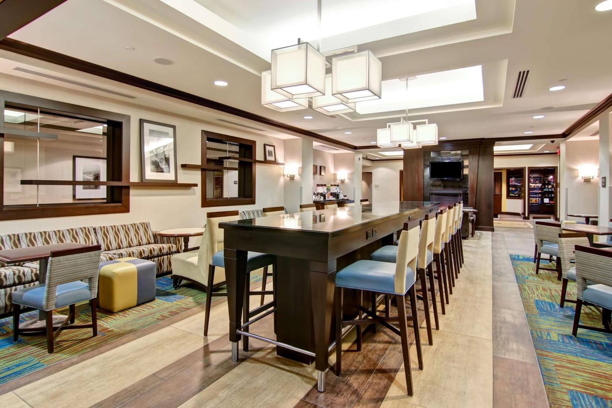 Hampton Inn By Hilton Toronto Airport Corporate Centre Bagian luar foto